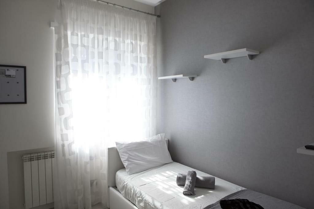 Crystal Skyline Neapolis Apartment ภายนอก รูปภาพ